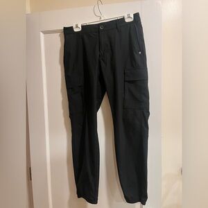 Vuori Black Cargo Joggers